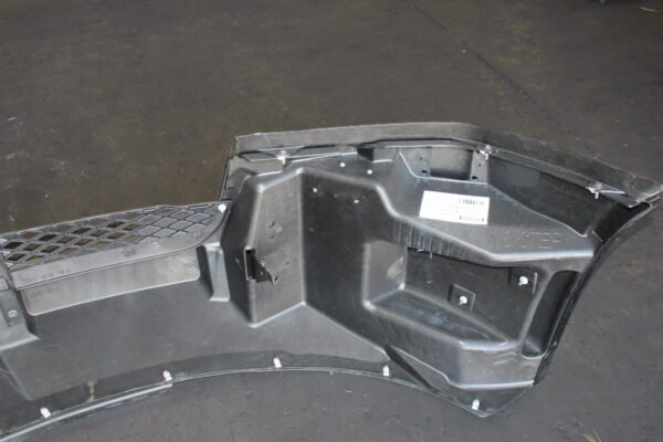 Western Star 57x Black AERO-BUMPER  A21-29231-002 - Image 9