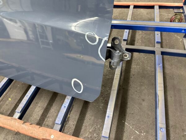 Freightliner Cascadia RH Door Shell W/ Weather Deflector Holes + Hinges - Image 2