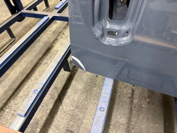 Freightliner Cascadia RH Door Shell W/ Weather Deflector Holes + Hinges - Image 3