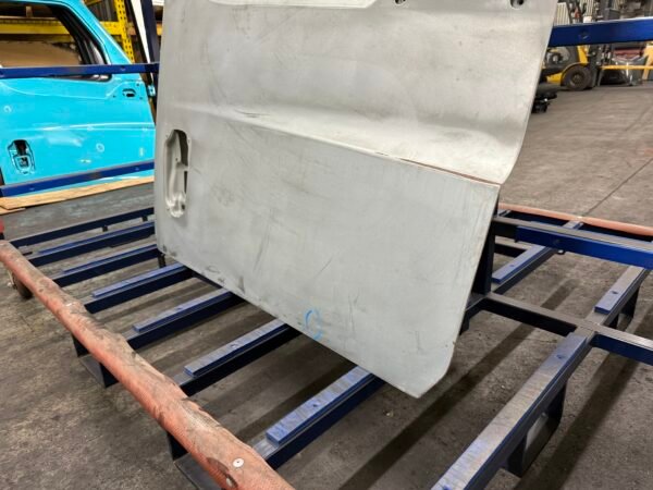Freightliner Cascadia RH Door Shell W/ Weather Deflector + Look Down Mirror Holes - Image 6