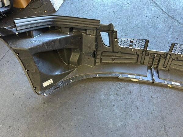 Freightliner Cascadia Textured Poly Bumper Assembly W/ Black Trim - Image 6