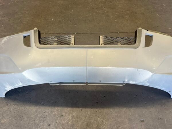 Freightliner Cascadia Textured Poly Bumper Assembly W/ Black Trim - Image 4