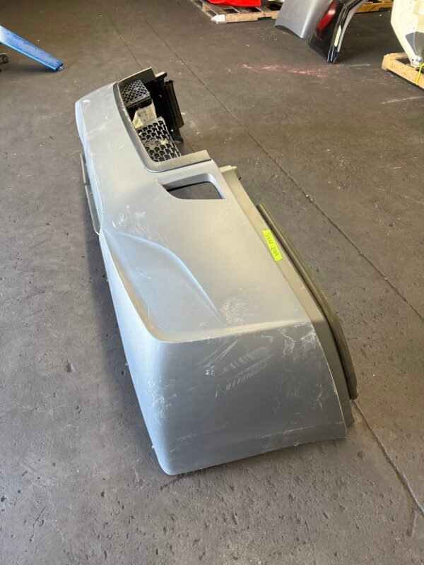 Freightliner Cascadia Textured Poly Bumper Assembly W/ Black Trim - Image 5