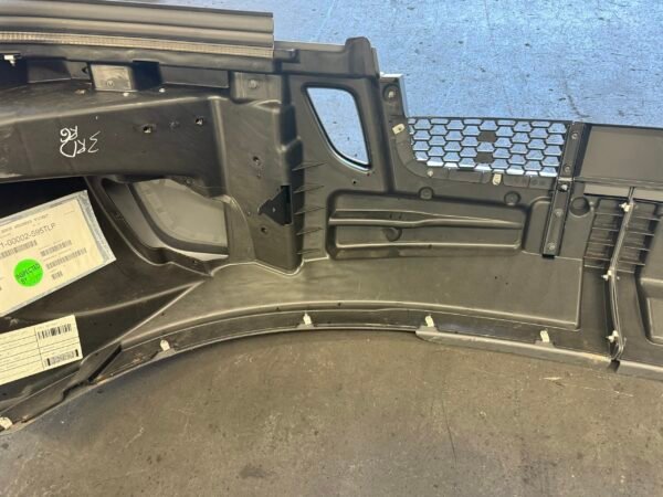 Freightliner Cascadia Textured Poly Bumper Assembly W/ Black Trim - Image 6