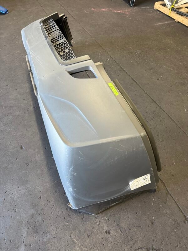 Freightliner Cascadia Textured Poly Bumper Assembly W/ Black Trim - Image 6