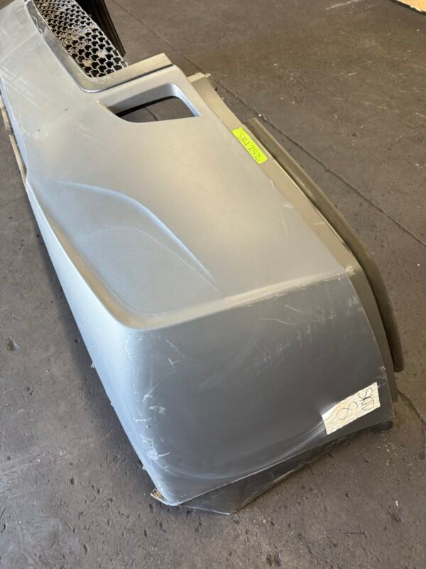 Freightliner Cascadia Textured Poly Bumper Assembly W/ Black Trim - Image 7