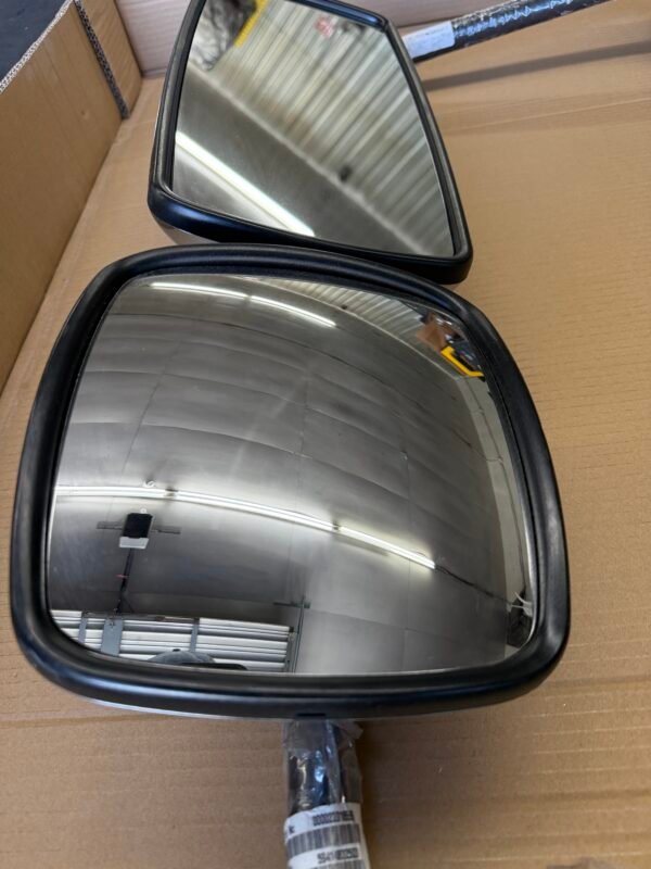 Freightliner M2 LH Cummins AAT RMT HTD LED Chrome Mirror - Image 3