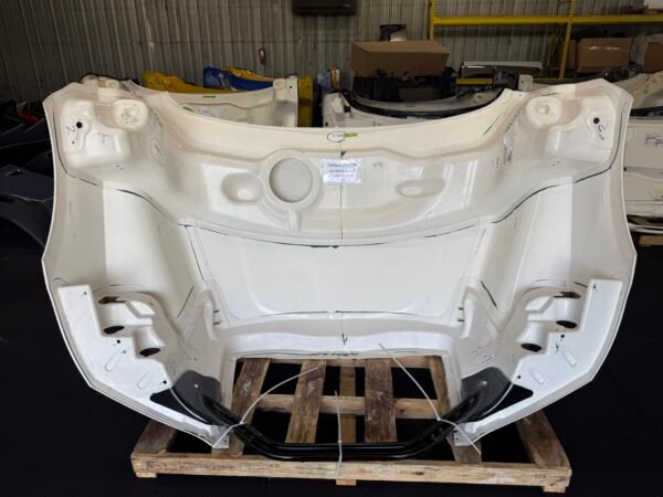 Freightliner Cascadia 126 White Hood Shell A17-20392-006 - Image 9