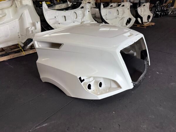 Freightliner Cascadia 126 White Hood Shell A17-20392-006