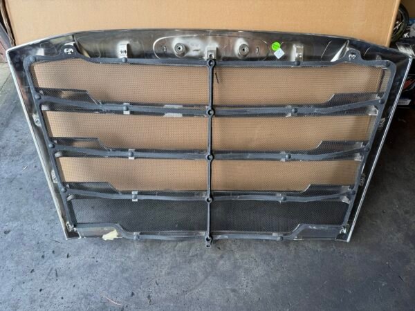 Freightliner Cascadia Complete Chrome Grille A17-20832-016 - Image 8