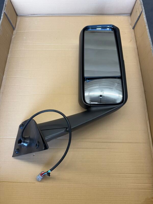 Automann 563.46104C-RH Chrome Heated Mirror - Cascadia 2018 UP