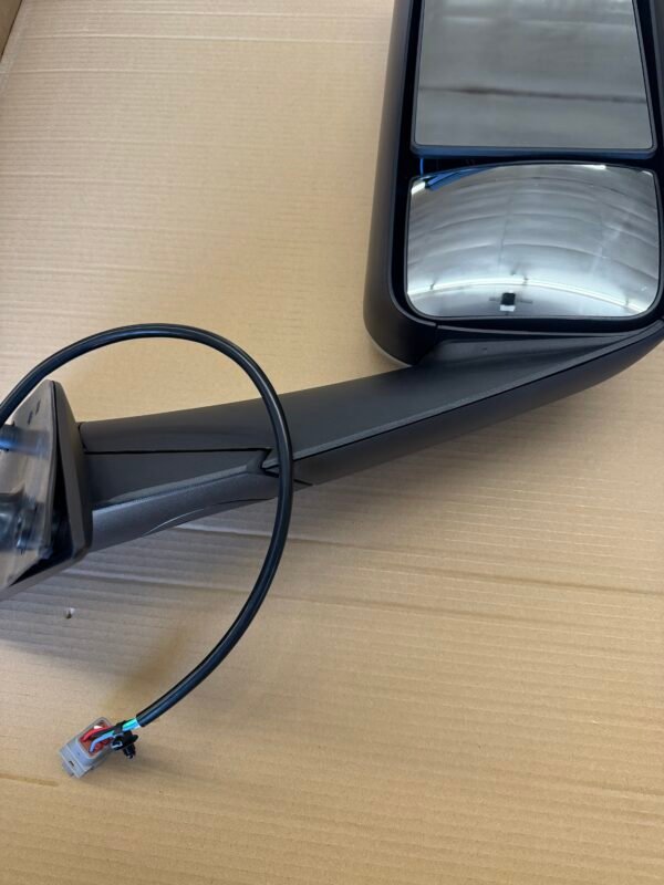 Automann 563.46104C-RH Chrome Heated Mirror - Cascadia 2018 UP - Image 3