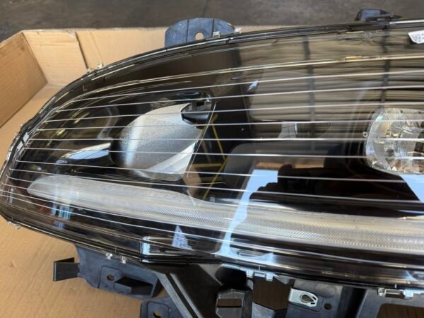 Freightliner Cascadia Fifth Generation LH Headlight A66-37059-000 - Image 3