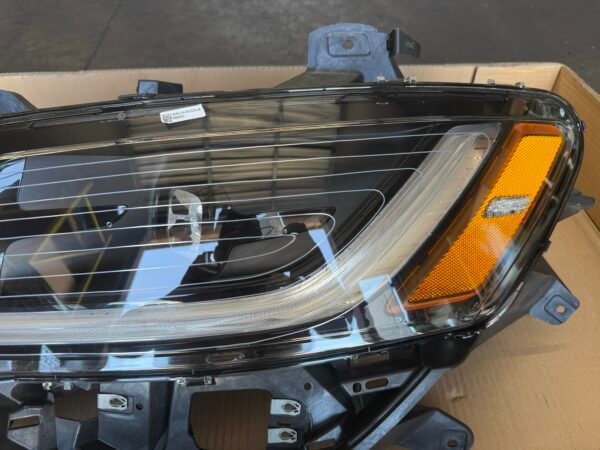 Freightliner Cascadia Fifth Generation LH Headlight A66-37059-000 - Image 4