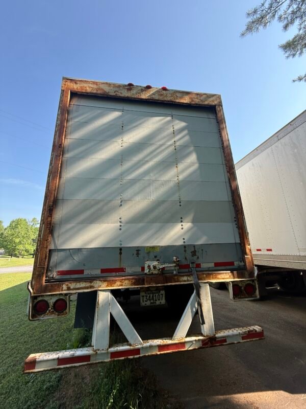 2000 HPA Monon 53 Dry Van W/ 13 OEM Freightliner Cascadia Hoods - Image 4