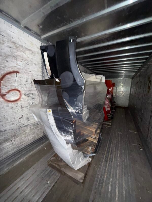2000 HPA Monon 53 Dry Van W/ 13 OEM Freightliner Cascadia Hoods - Image 9