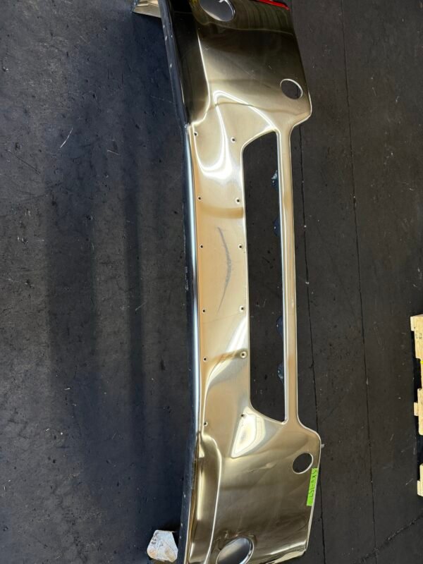 Hendrickson Aero Clad Bumper for Freightliner Cascadia | FF2200SSC - Image 5