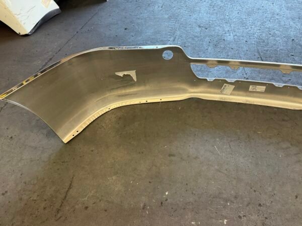 Genuine Freightliner Cascadia Aero Clad Bumper by Hendrickson | A22-28840-006 - Image 6