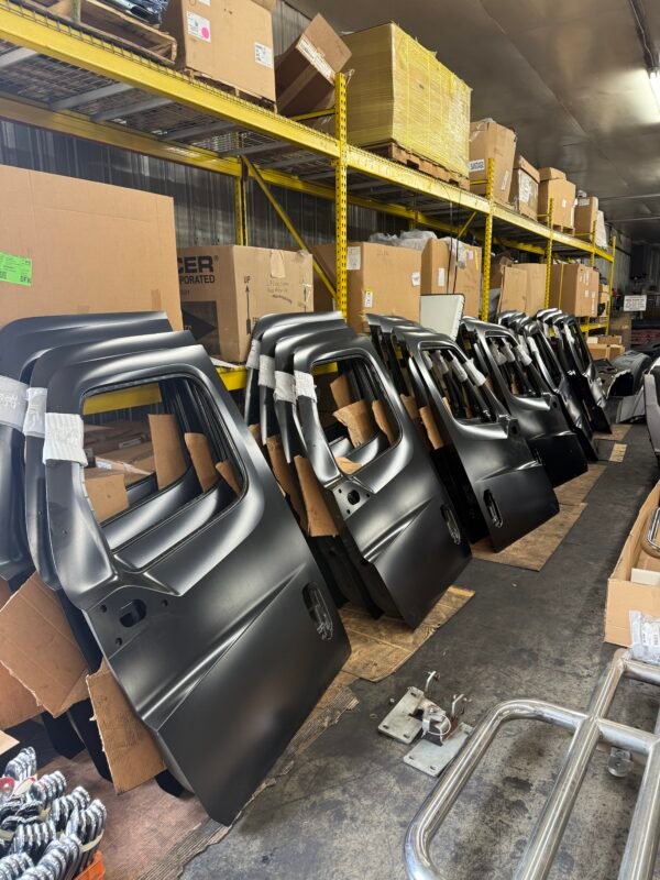 New Freightliner Cascadia Primered LH/RH Door Shells 2018-2024