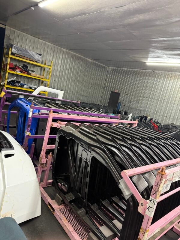 New Freightliner Cascadia Primered LH/RH Door Shells 2018-2024 - Image 3