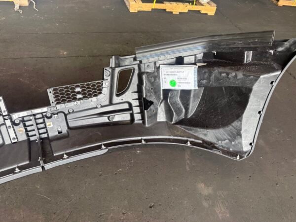 Freightliner Cascadia Poly Bumper W/ Black Trim - Image 7