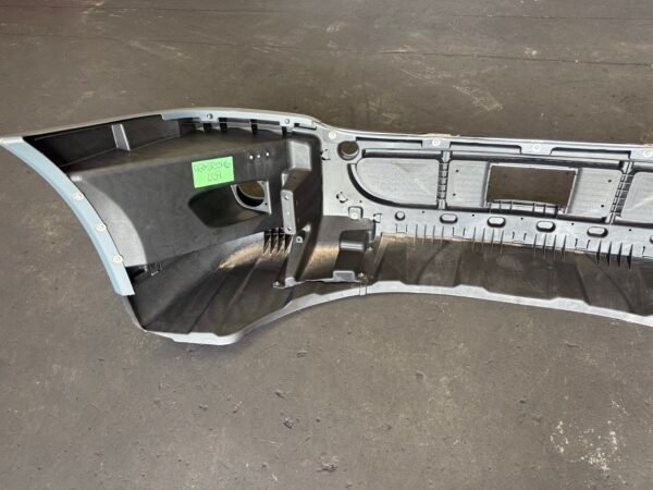 Genuine Freightliner Cascadia Bumper Assembly - Fog Cutout W/ Chrome Trim - Image 6
