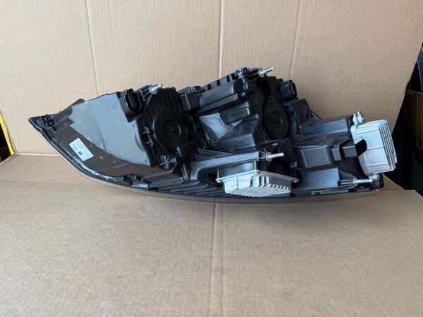 Genuine Freightliner Cascadia Headlight – LH (Driver Side), 2018+ - Image 6