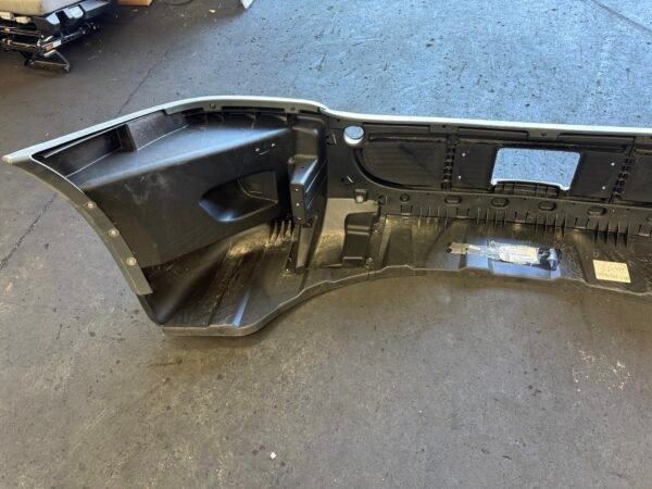 Genuine Freightliner Cascadia Bumper – Textured – 2007-2017 - Image 6