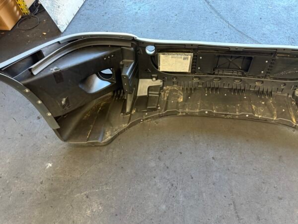 Genuine Freightliner Cascadia Bumper – Textured – 2007-2017 - Image 6