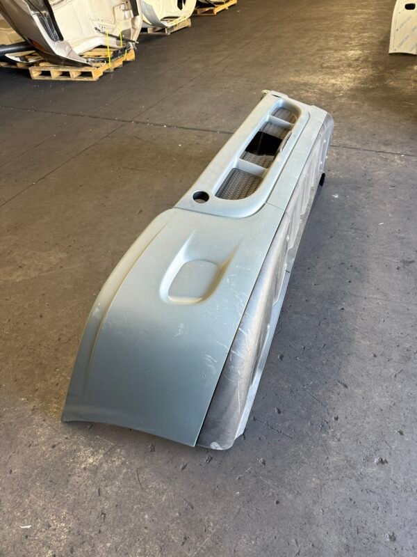 Genuine Freightliner Cascadia Bumper – Textured – 2007-2017 - Image 2