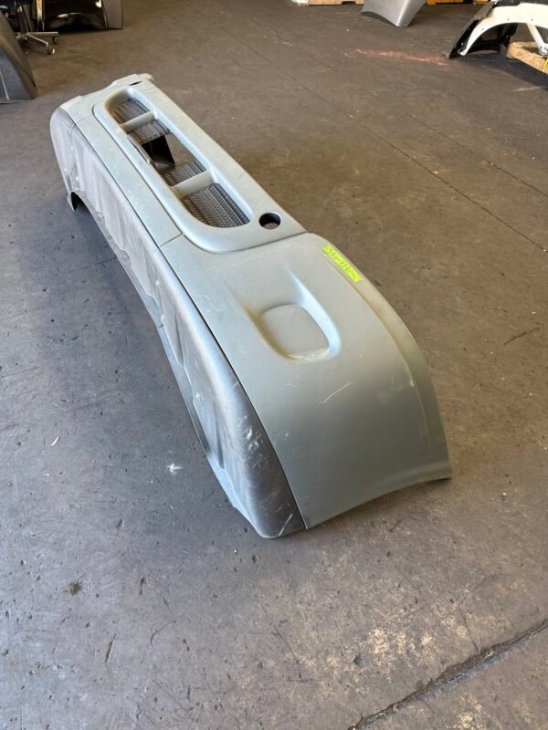 Genuine Freightliner Cascadia Bumper – Textured – 2007-2017 - Image 4
