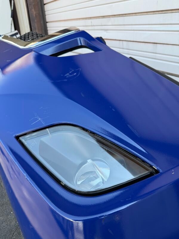 Genuine Freightliner Cascadia Bumper W/ Fog Lamps – Blue – 2018-2024 - Image 7