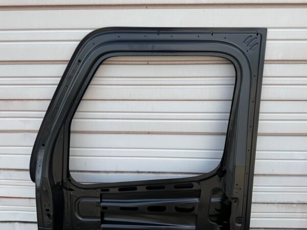 Freightliner Cascadia Door Shell – Passenger Side (RH), 2018+ | OEM Genuine, Primered - Image 6
