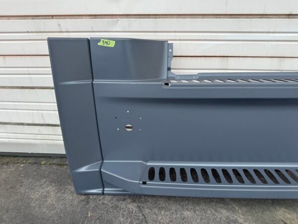 Freightliner Cascadia 116 Passenger Side RH Forward Fairing – 22‑73538‑001 / 002 – OEM Surplus - Image 2