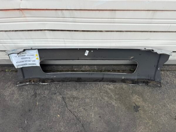 Freightliner M2 Center Bumper Section – Chrome, License Plate Mount – A21-28184-003 – OEM Surplus - Image 6