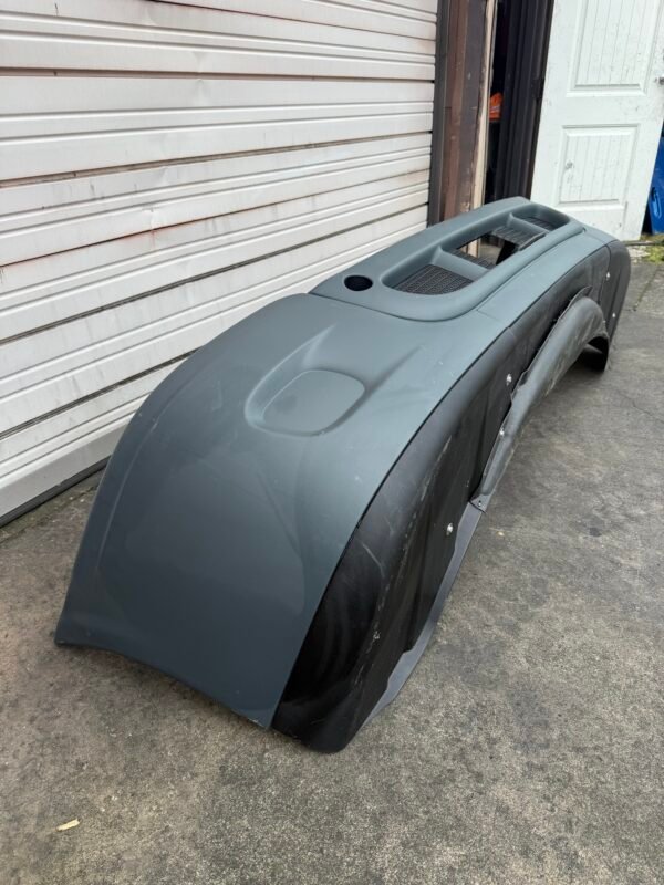 Freightliner Cascadia 2007–2018 Front Bumper – A21-28940-012 – OEM Surplus - Image 2