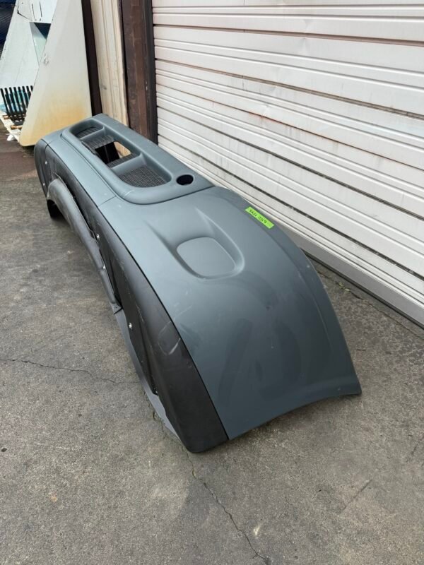 Freightliner Cascadia 2007–2018 Front Bumper – A21-28940-012 – OEM Surplus - Image 5