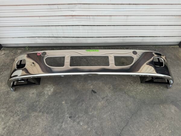 Freightliner Cascadia P3 Hendrickson Aero Clad Bumper Assembly