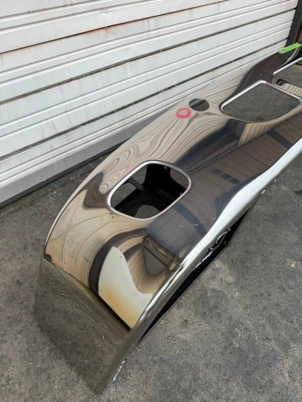 Freightliner Cascadia P3 Hendrickson Aero Clad Bumper Assembly - Image 3