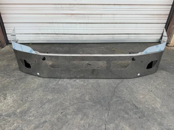 Alliance Freightliner Cascadia Bumper Assembly with Chrome Fillers – ABP N31 OCY501115X – OEM Surplus