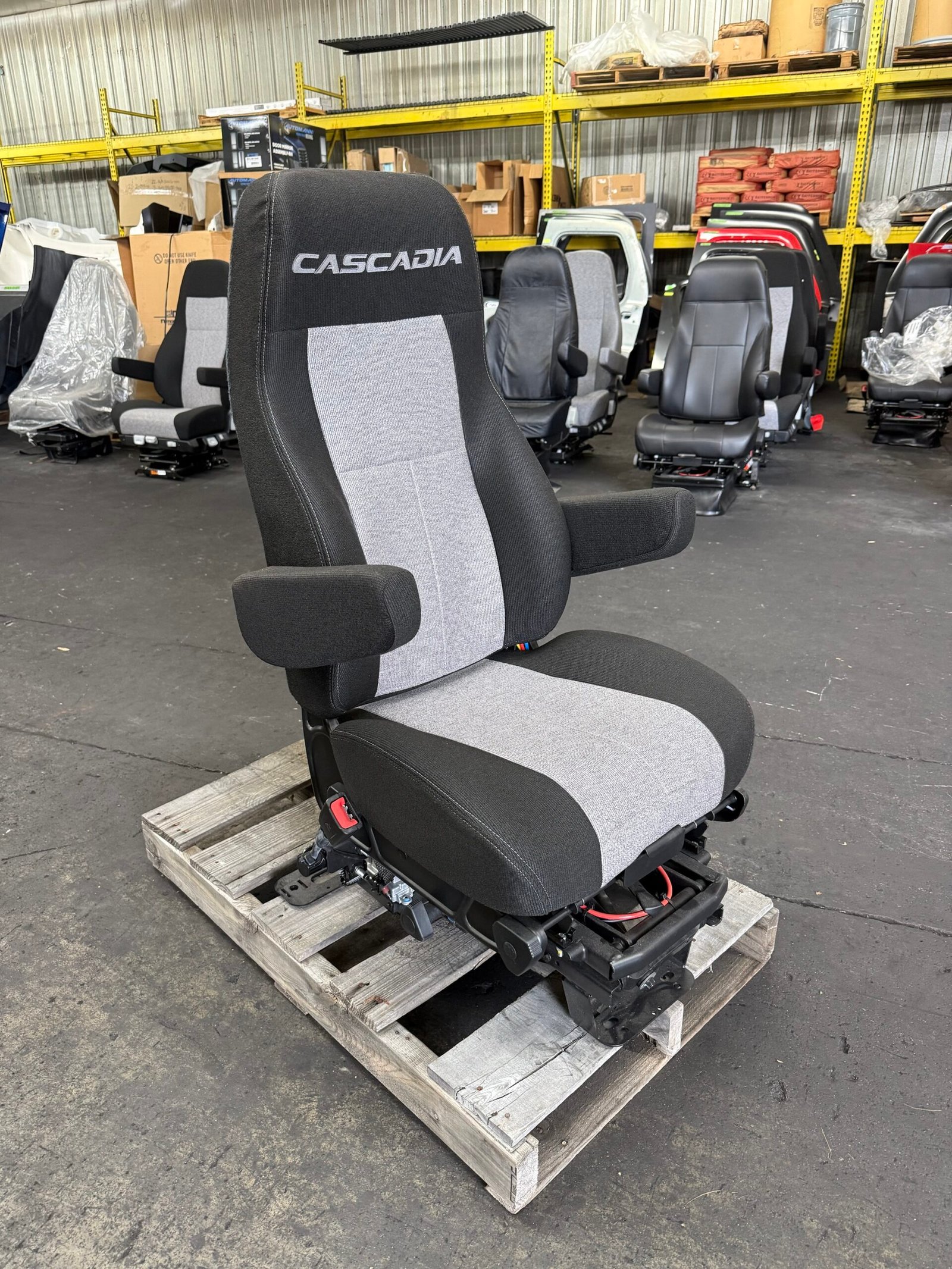 P3 Cascadia Rolltek SRS Air Ride Cloth Seat
