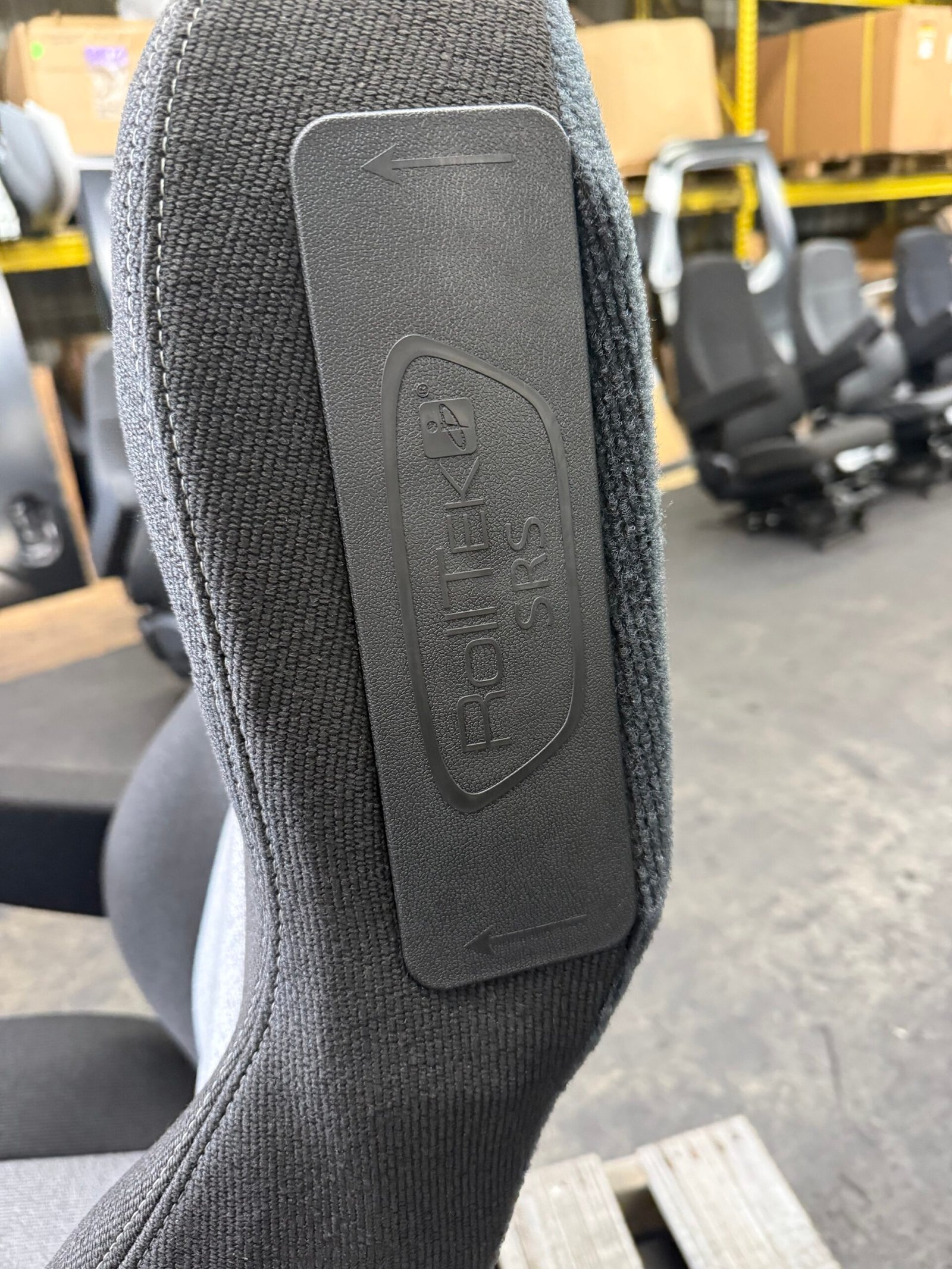 P3 Cascadia Rolltek SRS Air Ride Cloth Seat - Image 5